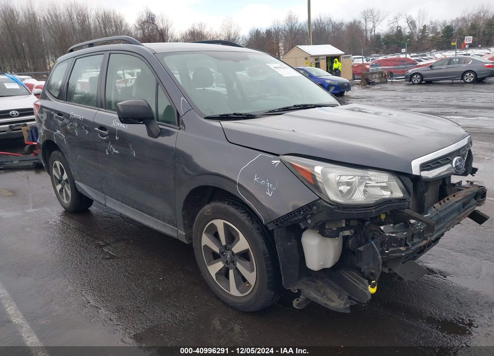 2018 SUBARU FORESTER 2.5I VIN: JF2SJABC9JH431315