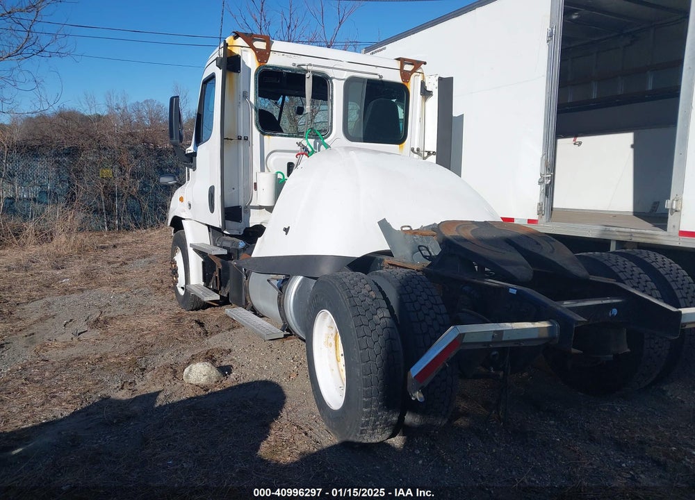2018 FREIGHTLINER CASCADIA 113 VIN: 1FUBGADV9JLJT5681