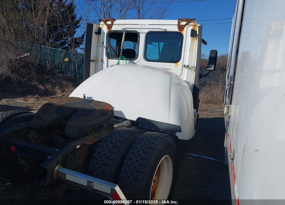 2018 FREIGHTLINER CASCADIA 113 VIN: 1FUBGADV9JLJT5681