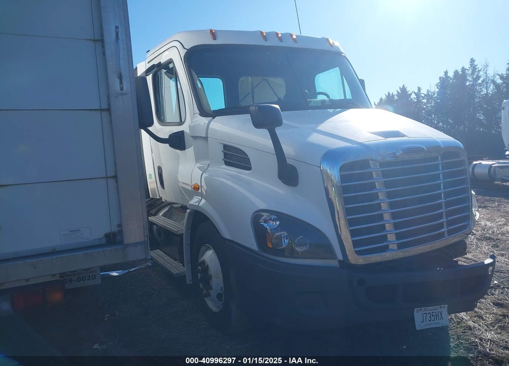 2018 FREIGHTLINER CASCADIA 113 VIN: 1FUBGADV9JLJT5681