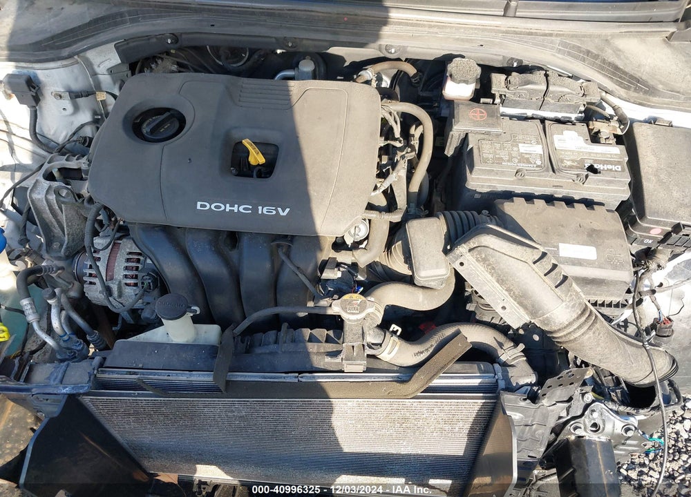 2018 HYUNDAI ELANTRA SEL VIN: KMHD84LF9JU513514