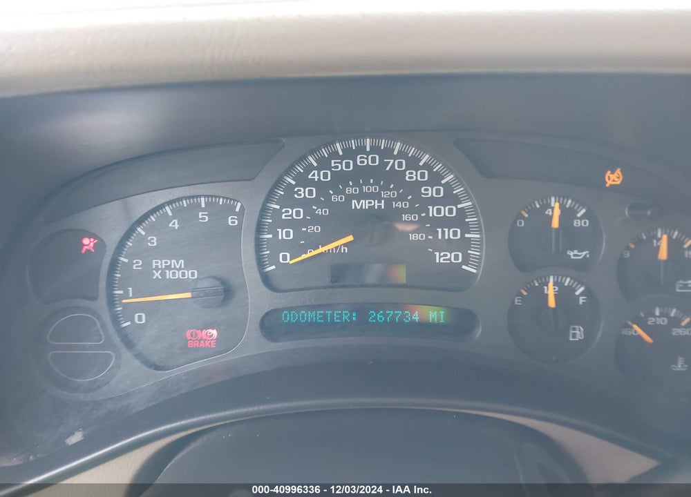 2004 CHEVROLET TAHOE LT VIN: 1GNEC13T34R242959