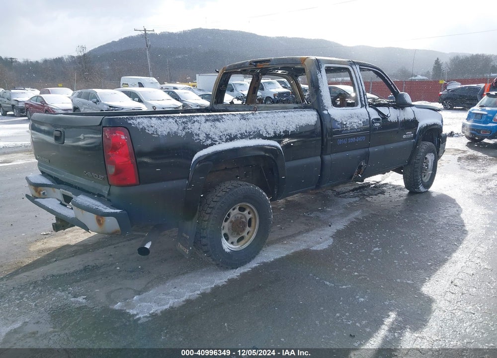 2003 CHEVROLET SILVERADO 2500HD LS VIN: 1GCHK29173E196904
