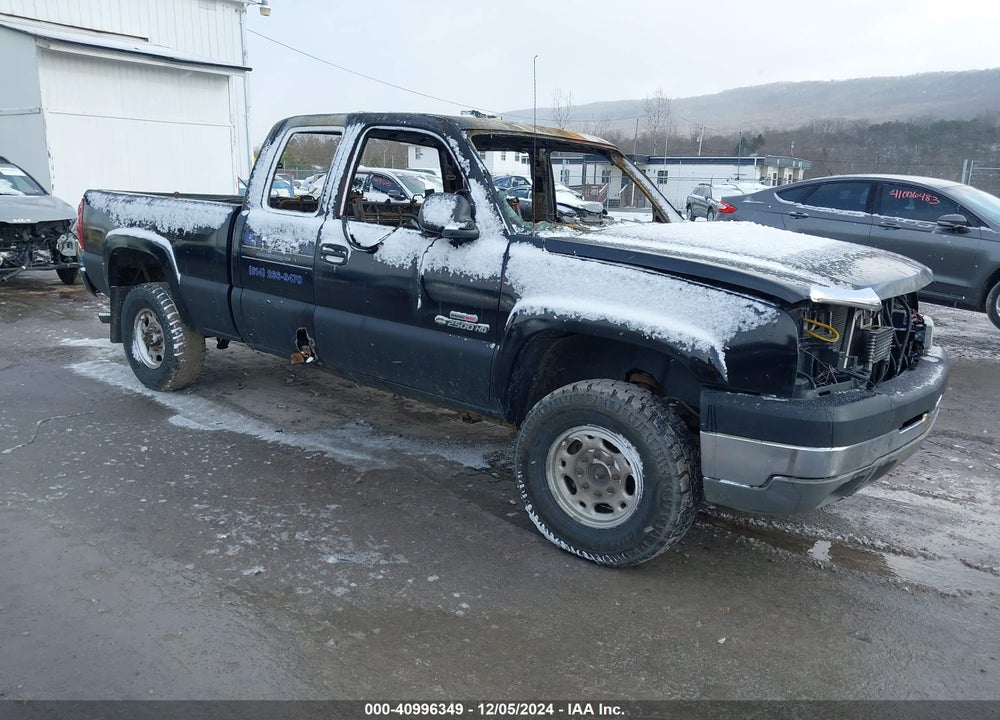 2003 CHEVROLET SILVERADO 2500HD LS VIN: 1GCHK29173E196904