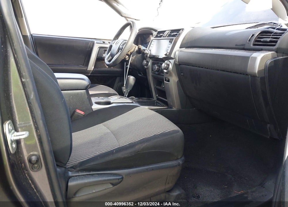 2022 TOYOTA 4RUNNER SR5 VIN: JTEEU5JRXN5269746