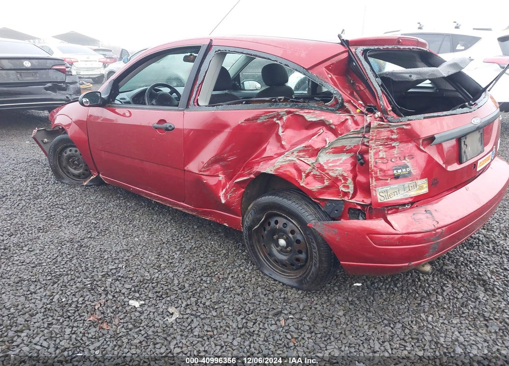 2005 FORD FOCUS ZX3 VIN: 3FAFP31N65R145820