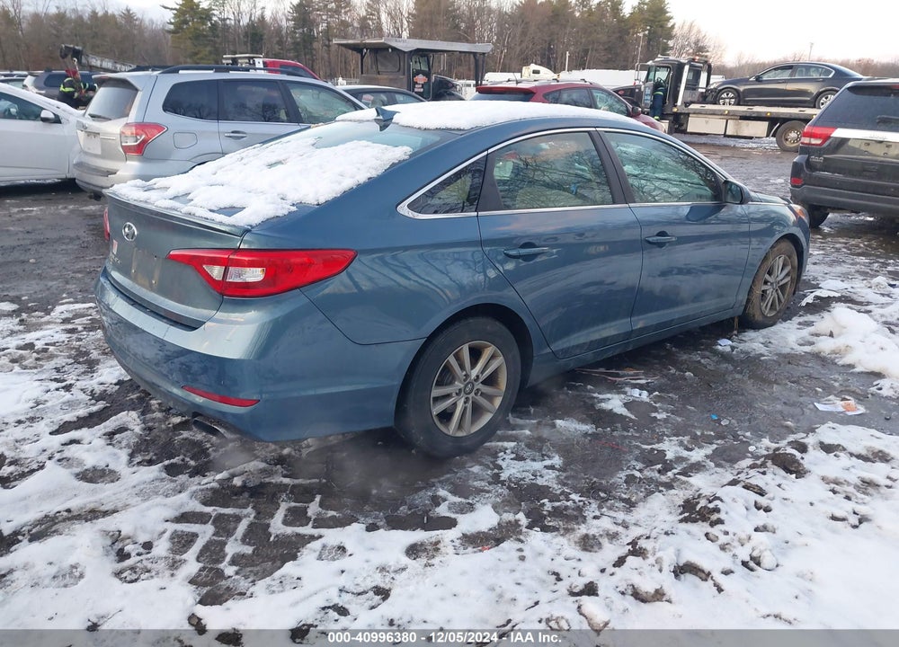 2016 HYUNDAI SONATA SE VIN: 5NPE24AF9GH329951