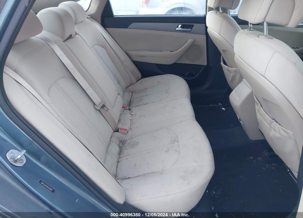 2016 HYUNDAI SONATA SE VIN: 5NPE24AF9GH329951