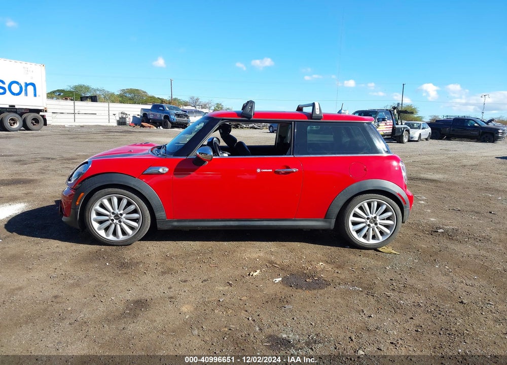 2013 MINI HARDTOP COOPER VIN: WMWSU3C55DT371176