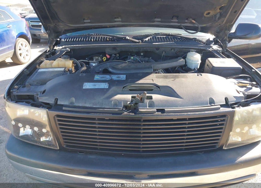 2004 CHEVROLET TAHOE LT VIN: 1GNEC13Z94R156270