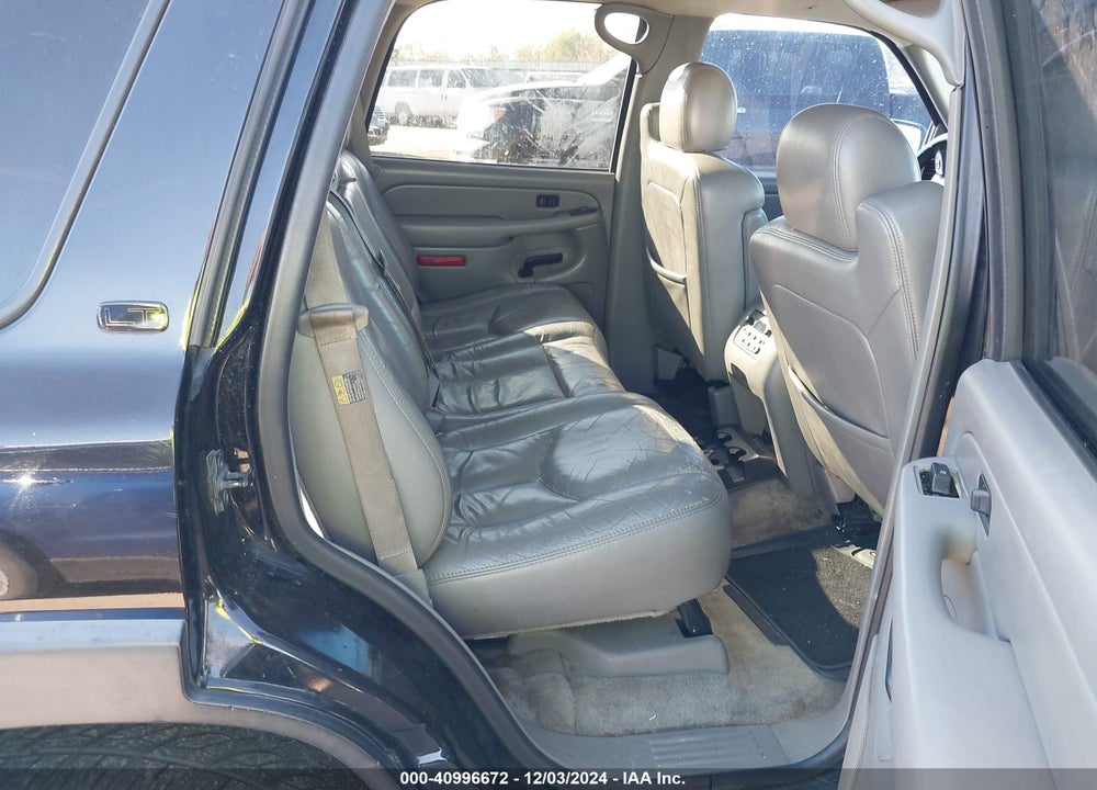 2004 CHEVROLET TAHOE LT VIN: 1GNEC13Z94R156270