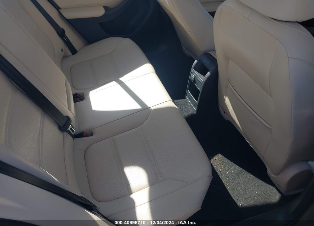2018 VOLKSWAGEN JETTA 1.8T SEL VIN: 3VWL17AJ0JM213052