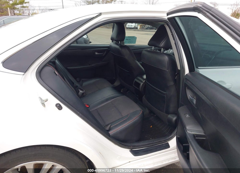 2015 TOYOTA CAMRY HYBRID LE VIN: 4T1BD1FK6FU174003