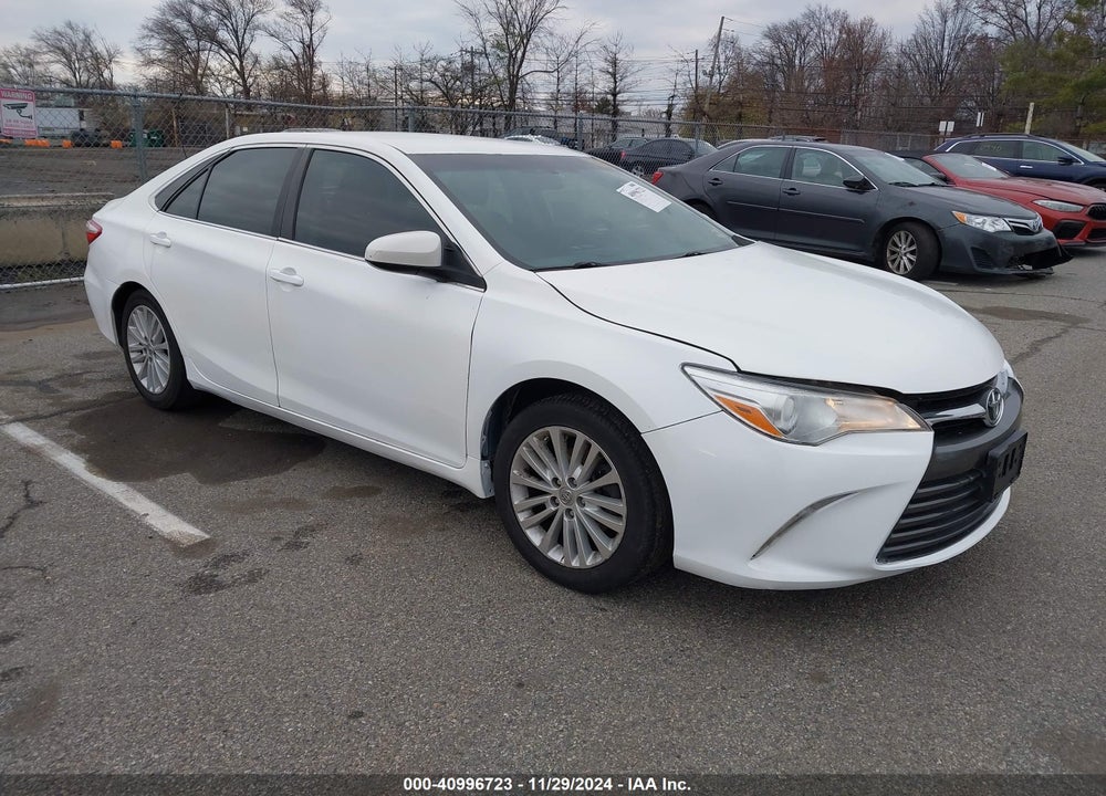 2015 TOYOTA CAMRY HYBRID LE VIN: 4T1BD1FK6FU174003