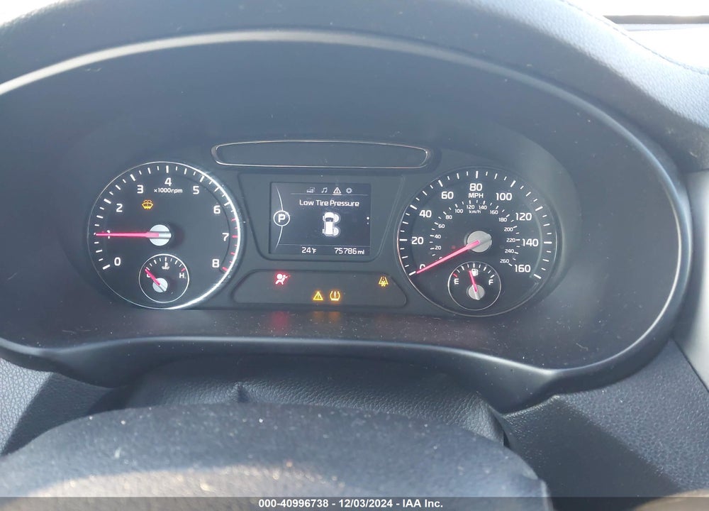 2016 KIA SORENTO 2.4L LX VIN: 5XYPGDA34GG103727