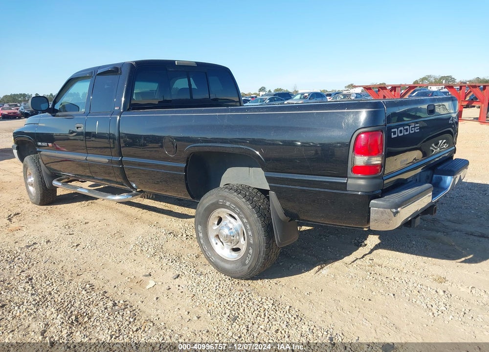2001 DODGE RAM 2500 ST VIN: 3B7KF23Z11G764000