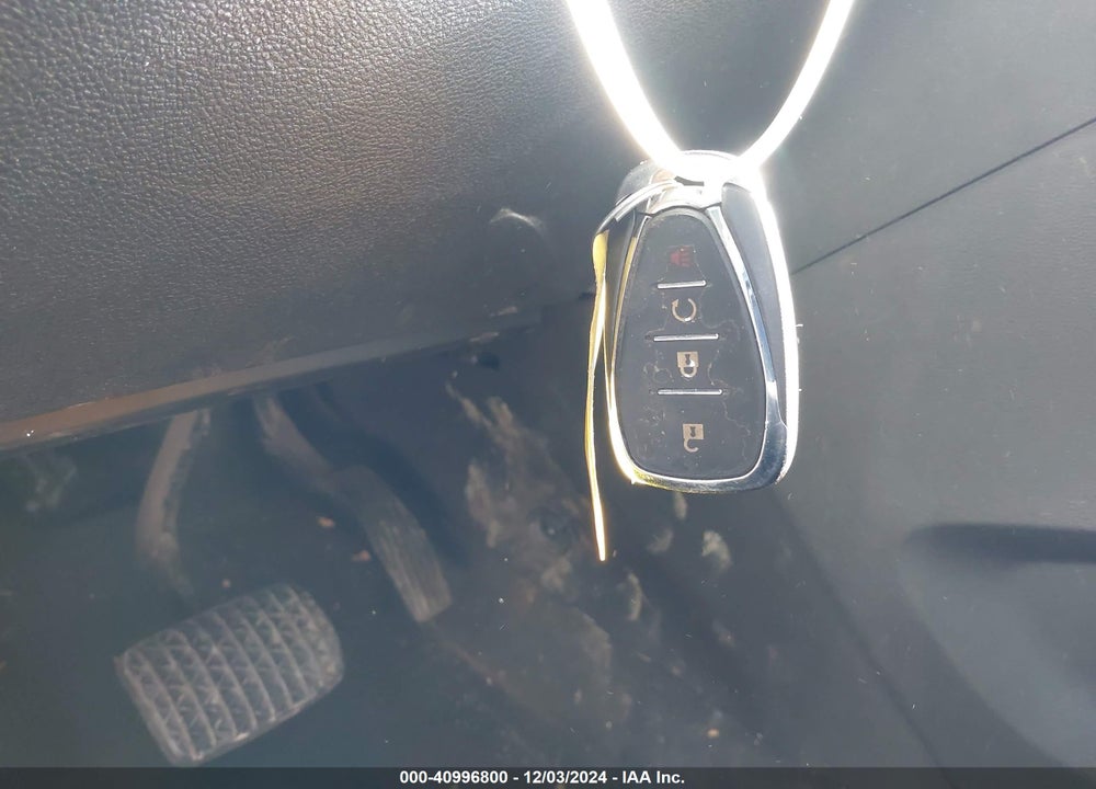 2019 CHEVROLET TRAX LT VIN: 3GNCJPSB5KL263048