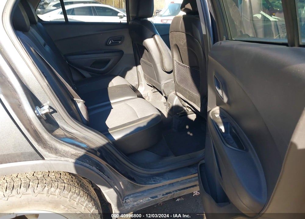 2019 CHEVROLET TRAX LT VIN: 3GNCJPSB5KL263048