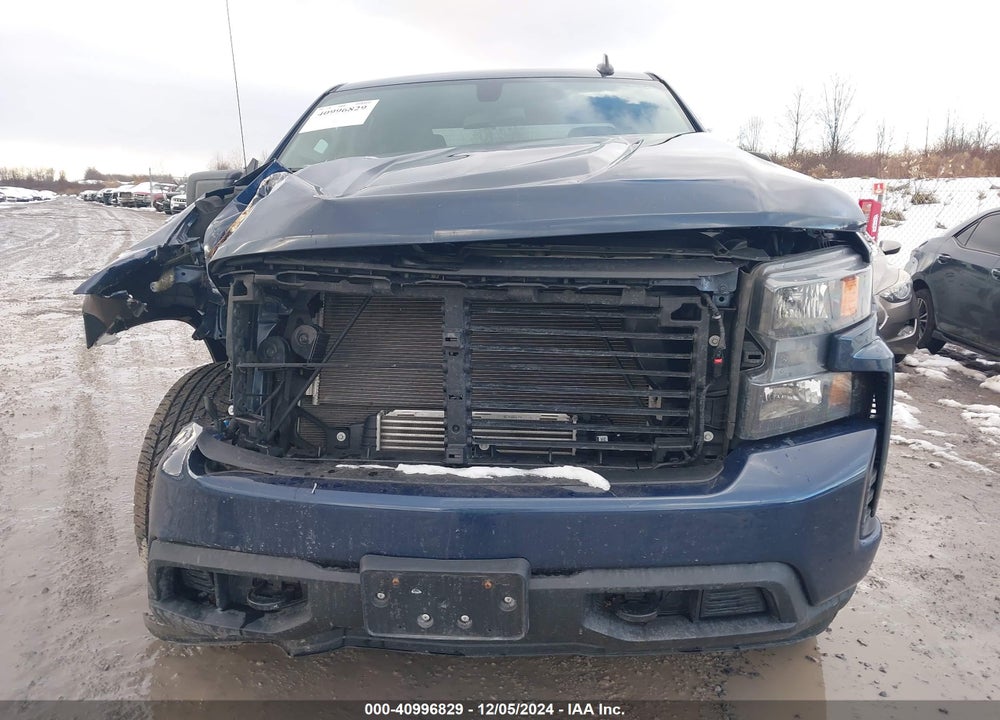 2021 CHEVROLET SILVERADO 1500 4WD STANDARD BED CUSTOM VIN: 1GCRYBEK2MZ373502
