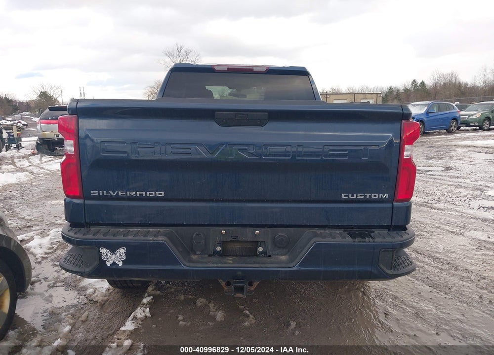 2021 CHEVROLET SILVERADO 1500 4WD STANDARD BED CUSTOM VIN: 1GCRYBEK2MZ373502