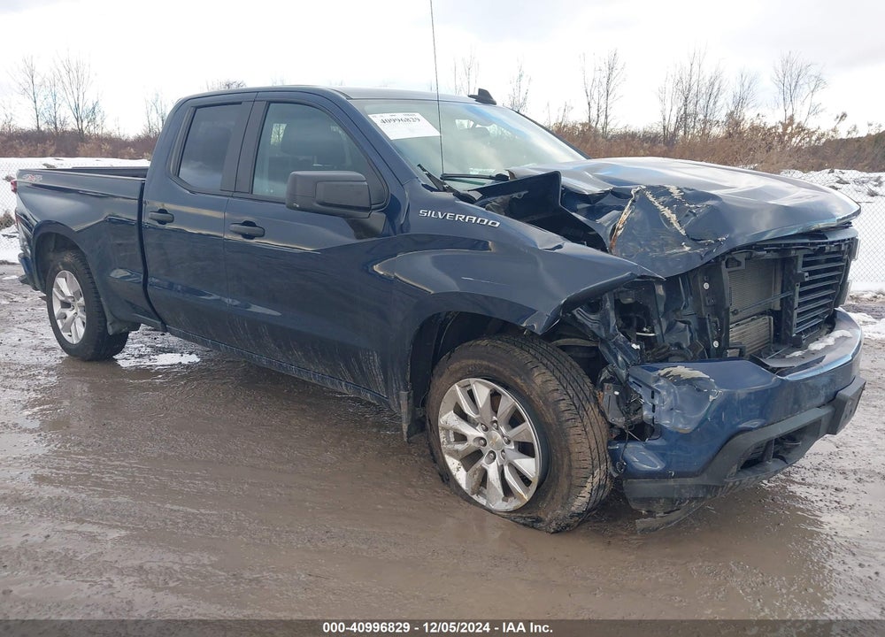 2021 CHEVROLET SILVERADO 1500 4WD STANDARD BED CUSTOM VIN: 1GCRYBEK2MZ373502