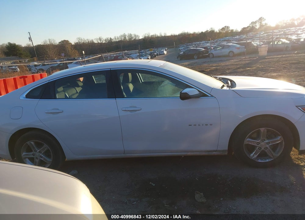 2019 CHEVROLET MALIBU LT VIN: 1G1ZD5ST9KF105144