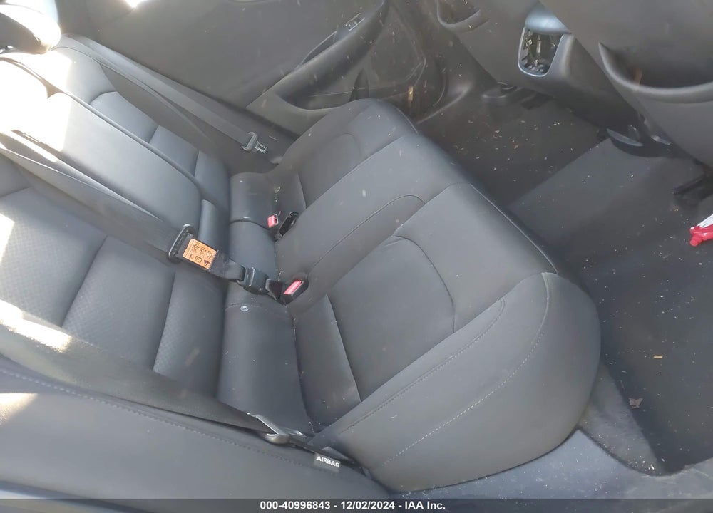 2019 CHEVROLET MALIBU LT VIN: 1G1ZD5ST9KF105144