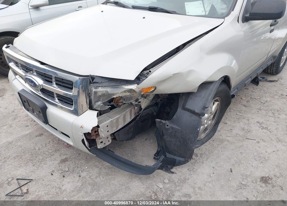 2009 FORD ESCAPE XLT VIN: 1FMCU03769KD07843