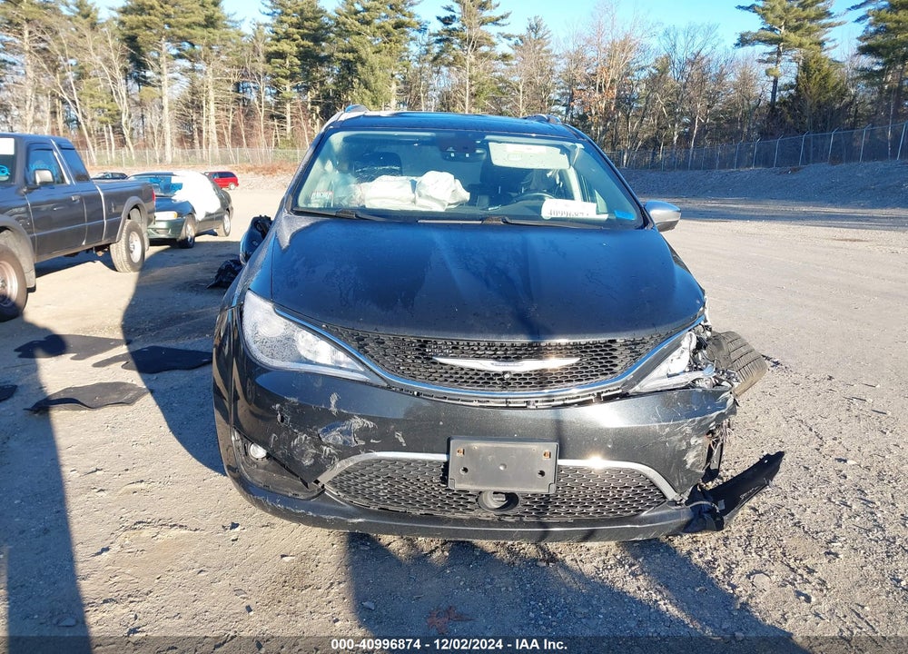 2018 CHRYSLER PACIFICA LIMITED VIN: 2C4RC1GG6JR109206