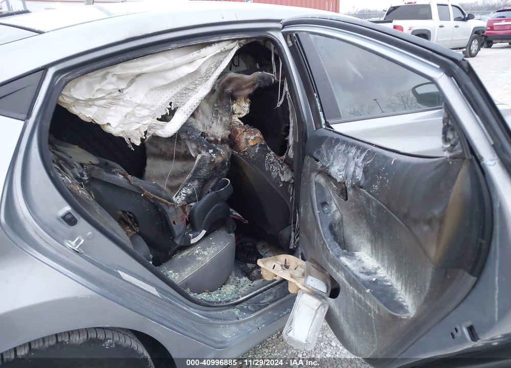 2016 HYUNDAI ELANTRA SE VIN: 5NPDH4AE3GH703732