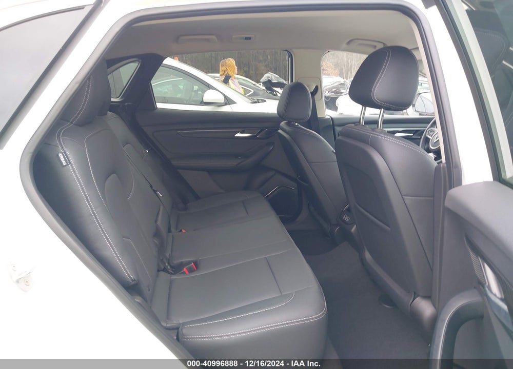 2024 VINFAST VF 8 ECO VIN: RLLV1AEB4RH007847