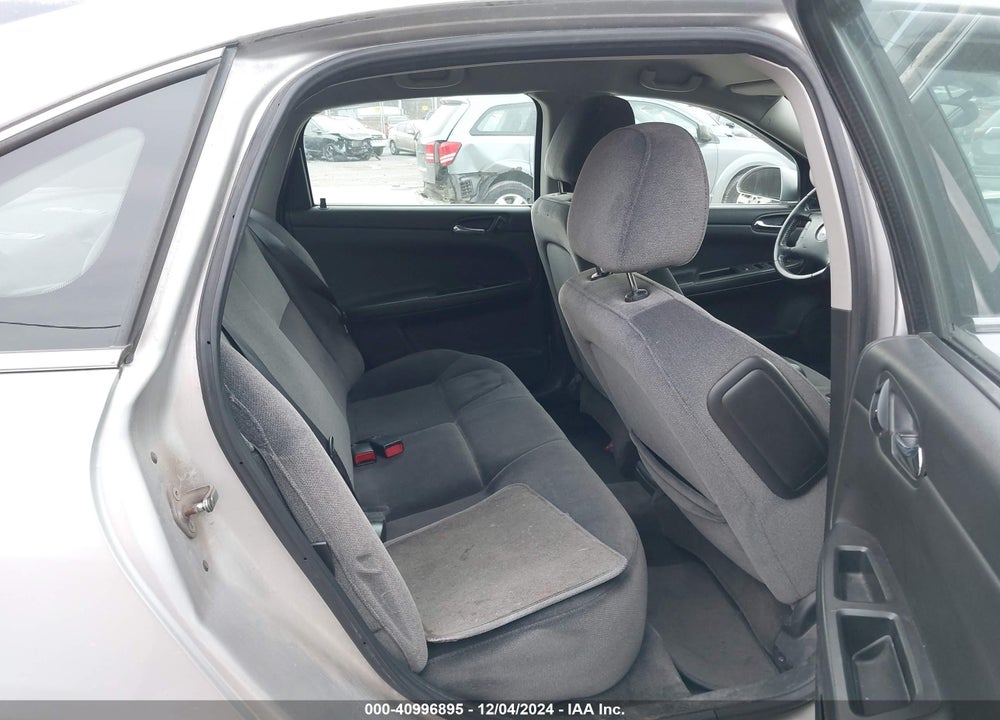 2010 CHEVROLET IMPALA LT VIN: 2G1WB5EK8A1232131