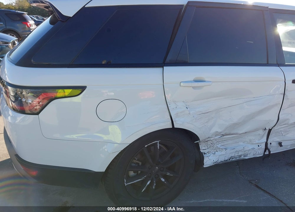 2018 LAND ROVER RANGE ROVER SPORT SE VIN: SALWG2RV1JA400203