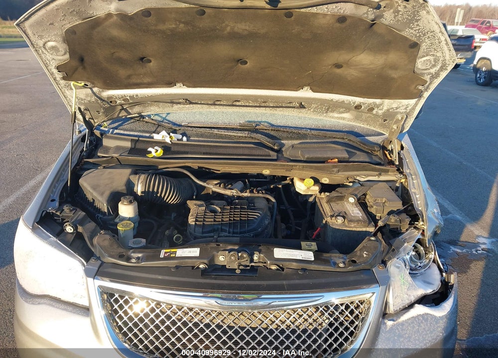 2014 CHRYSLER TOWN & COUNTRY LIMITED VIN: 2C4RC1GG2ER345518