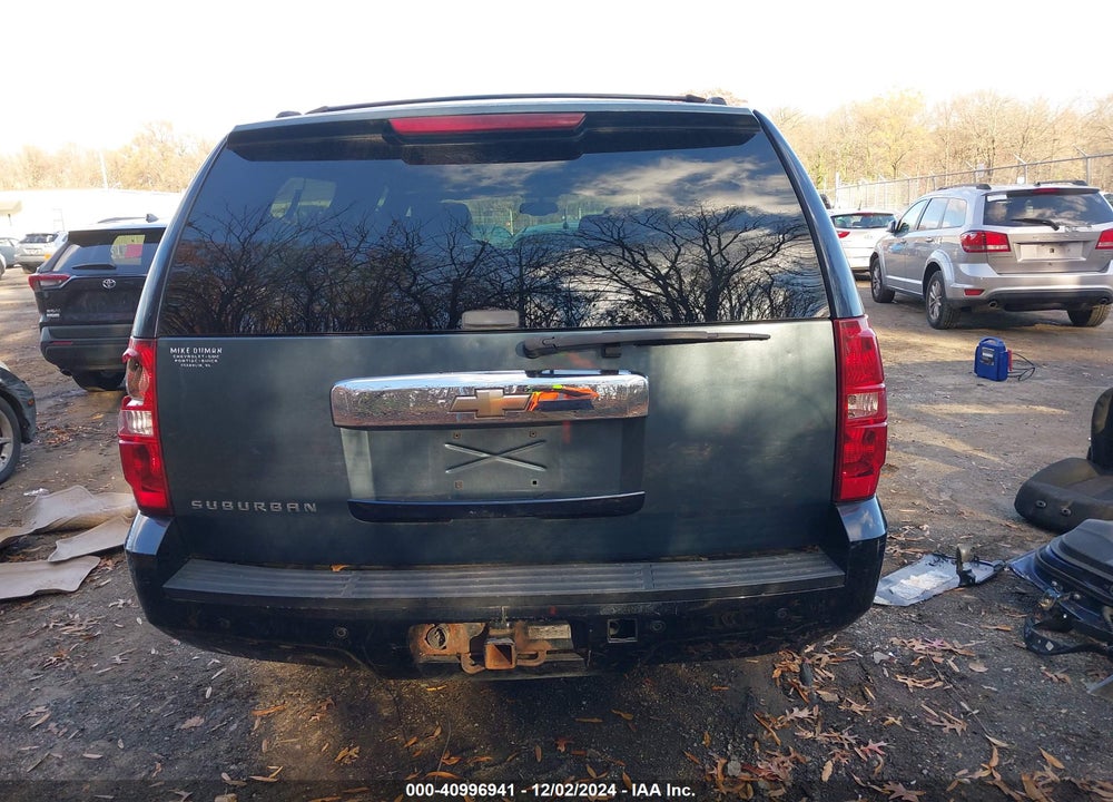 2007 CHEVROLET SUBURBAN 1500 LT VIN: 1GNFK16317J201123