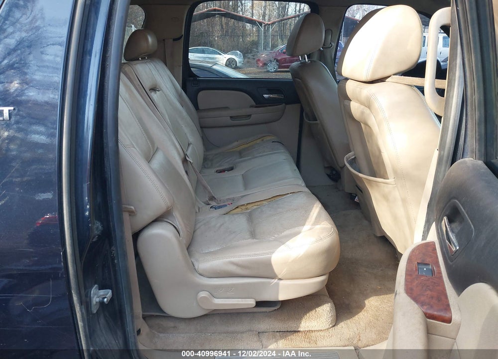 2007 CHEVROLET SUBURBAN 1500 LT VIN: 1GNFK16317J201123