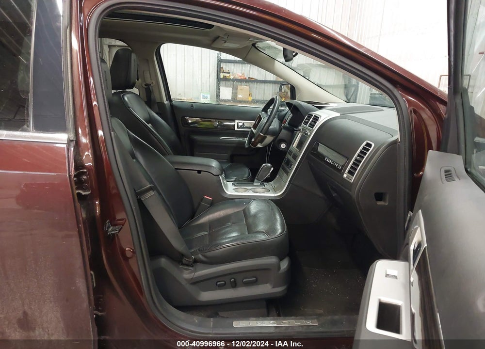 2010 LINCOLN MKX VIN: 2LMDJ8JC8ABJ09165