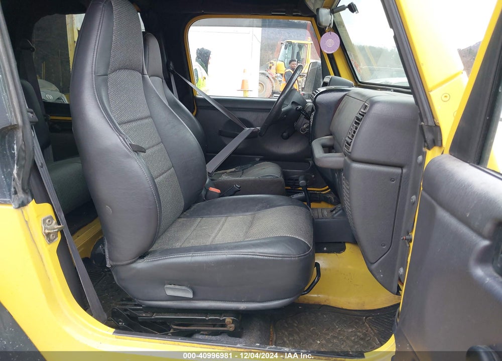 2000 JEEP WRANGLER SPORT VIN: 1J4FA49S0YP747405