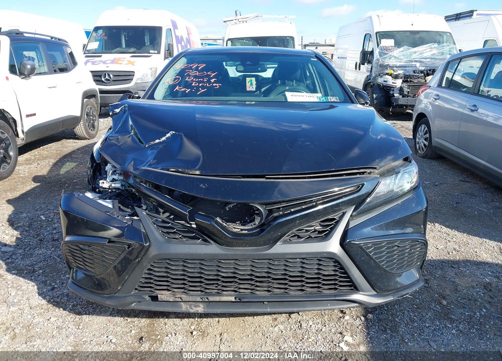 2021 TOYOTA CAMRY SE AWD VIN: 4T1T11BK2MU026057