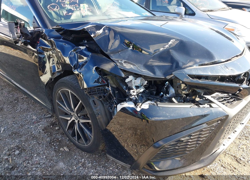 2021 TOYOTA CAMRY SE AWD VIN: 4T1T11BK2MU026057