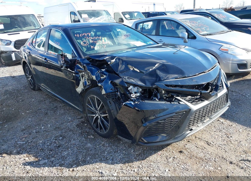2021 TOYOTA CAMRY SE AWD VIN: 4T1T11BK2MU026057