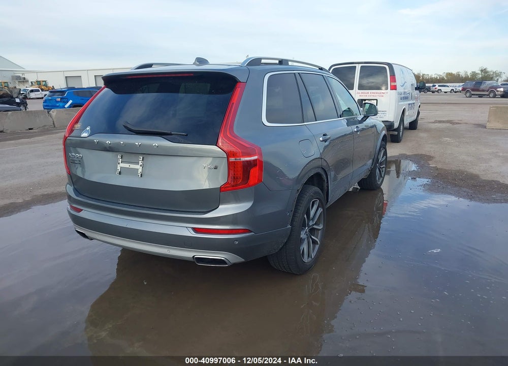 2018 VOLVO XC90 T6 MOMENTUM VIN: YV4A22PK2J1206821