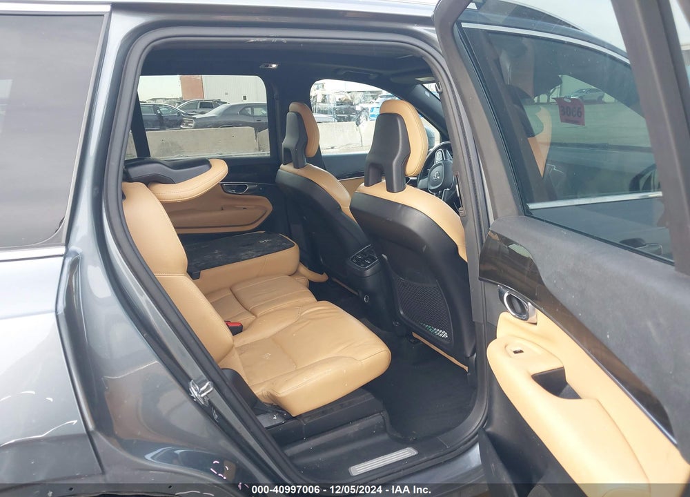 2018 VOLVO XC90 T6 MOMENTUM VIN: YV4A22PK2J1206821