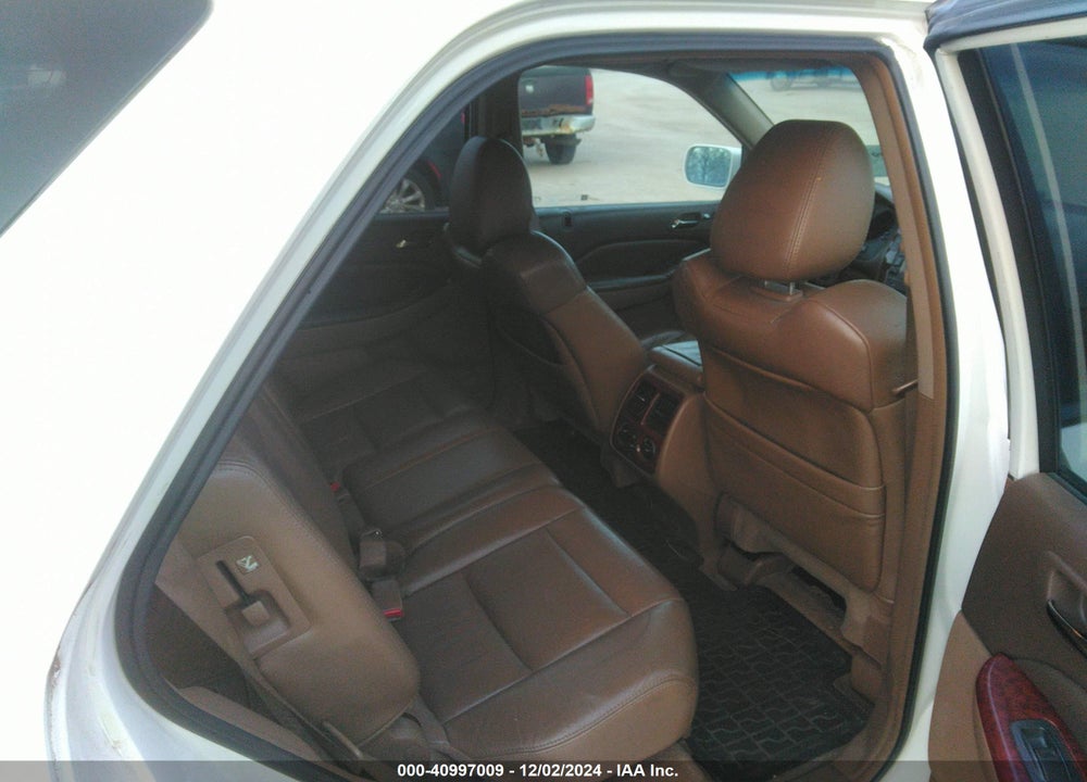 2005 ACURA MDX VIN: 2HNYD18885H547912