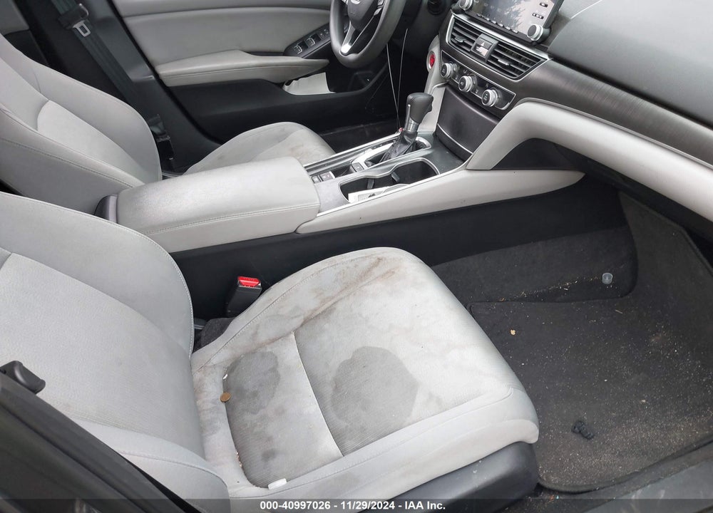 2018 HONDA ACCORD VIN: 1HGCV1F10JA009623
