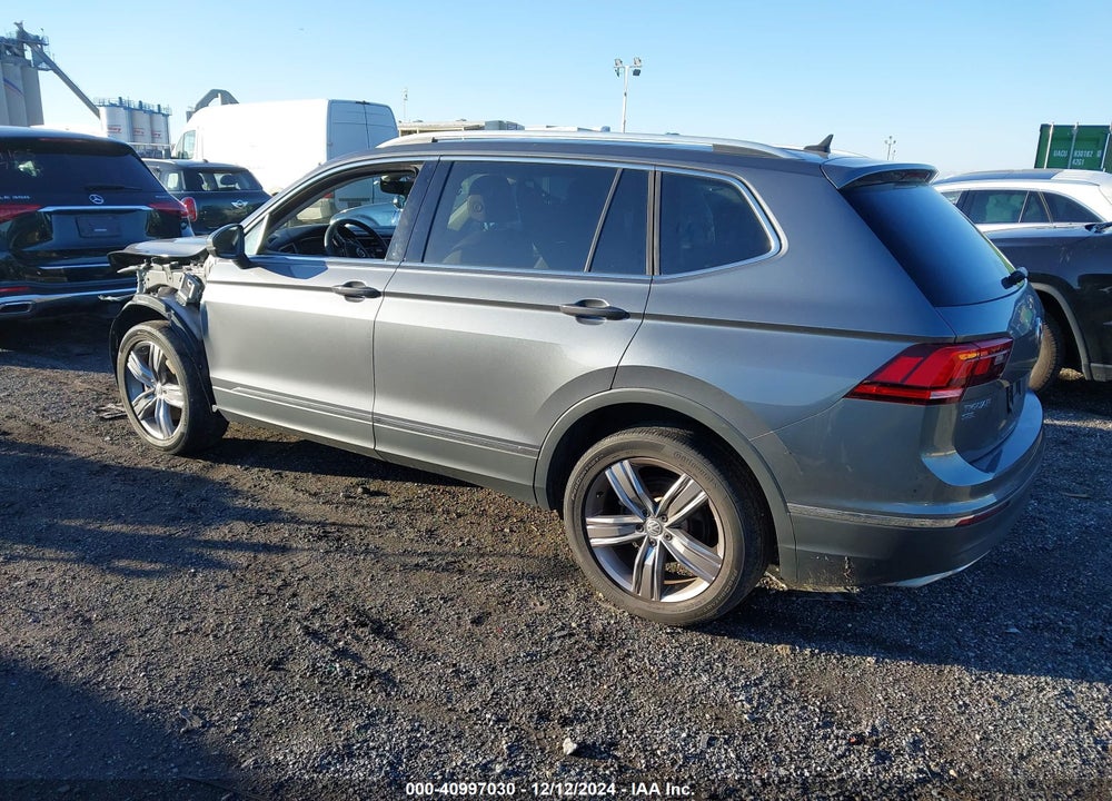 2020 VOLKSWAGEN TIGUAN VIN: 3VV2B7AXXLM025353