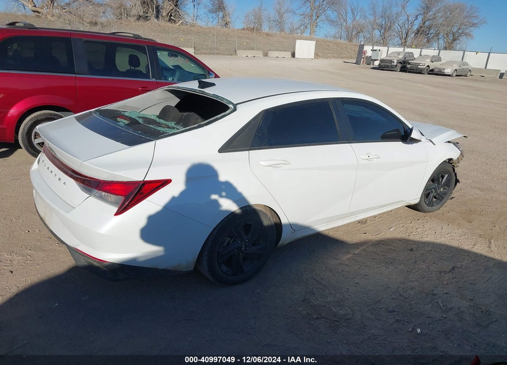 2023 HYUNDAI ELANTRA SEL VIN: 5NPLM4AG9PH094817