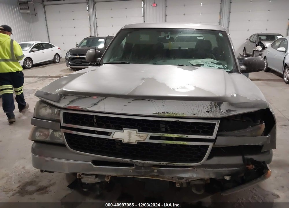 2006 CHEVROLET SILVERADO VIN: 1GCEC19T26Z273235