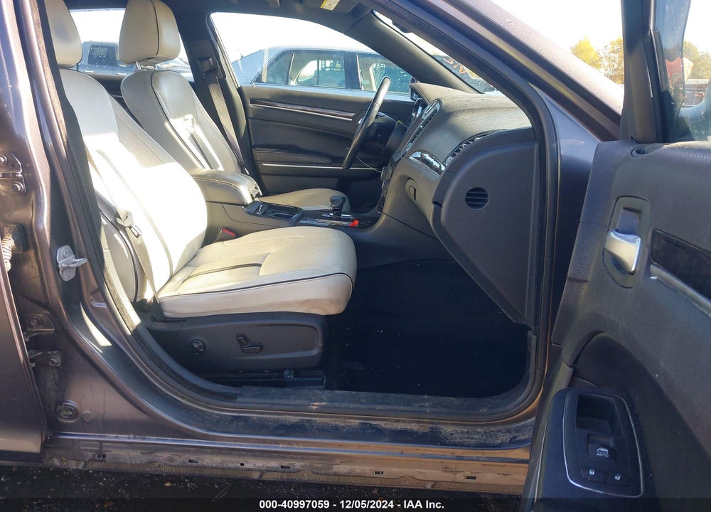 2014 CHRYSLER 300 UPTOWN EDITION VIN: 2C3CCAAG8EH343247