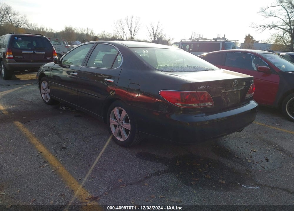 2005 LEXUS ES 330 VIN: JTHBA30G555110572